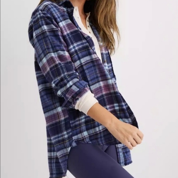 aerie Tops - Aerie Plaid Flannel Button Up Shirt Womens L Blue Mauve White Oversize Long Tail